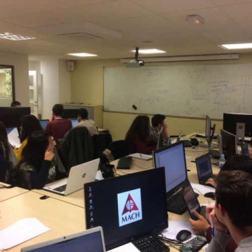 Instalaciones de Academia Mach