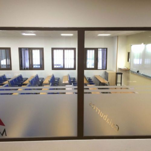 Instalaciones de Academia Mach
